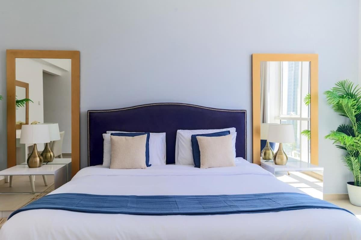 Luxury Private Access * Dubai