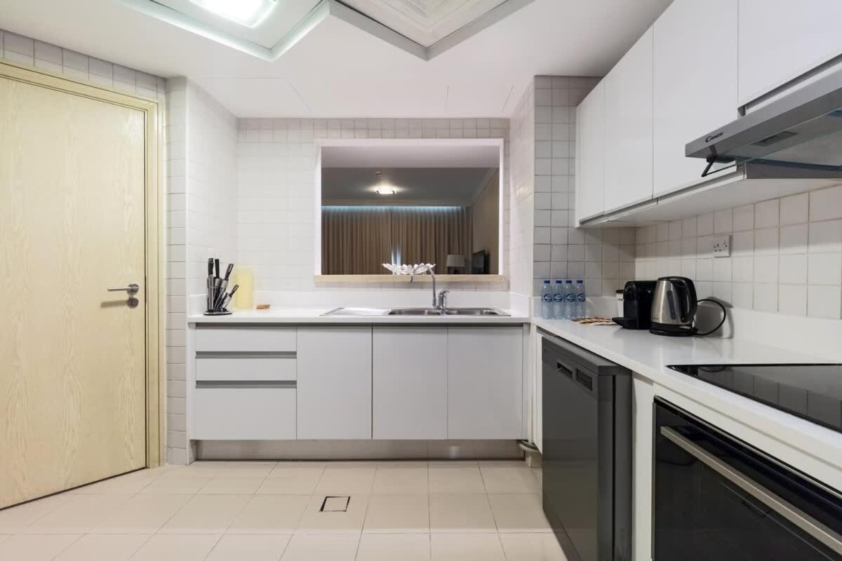 Luxury Private Access Apartment Dubai