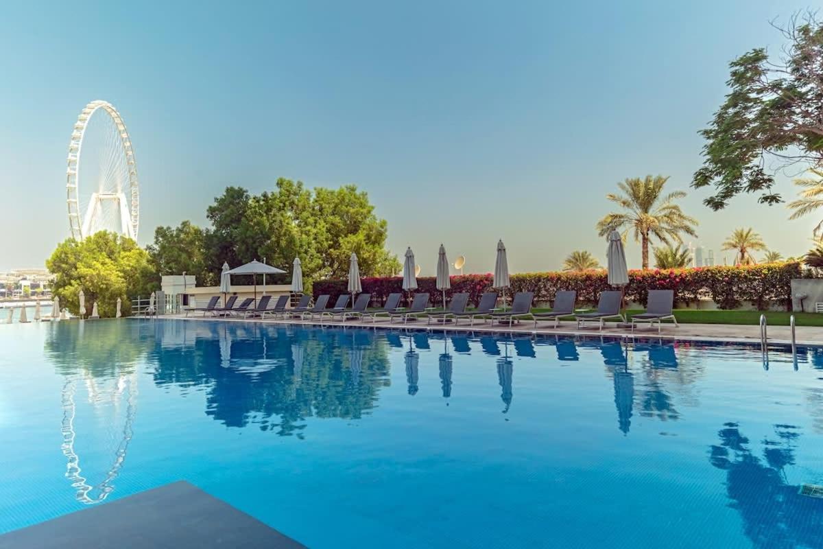 Luxury Private Access Apartment
