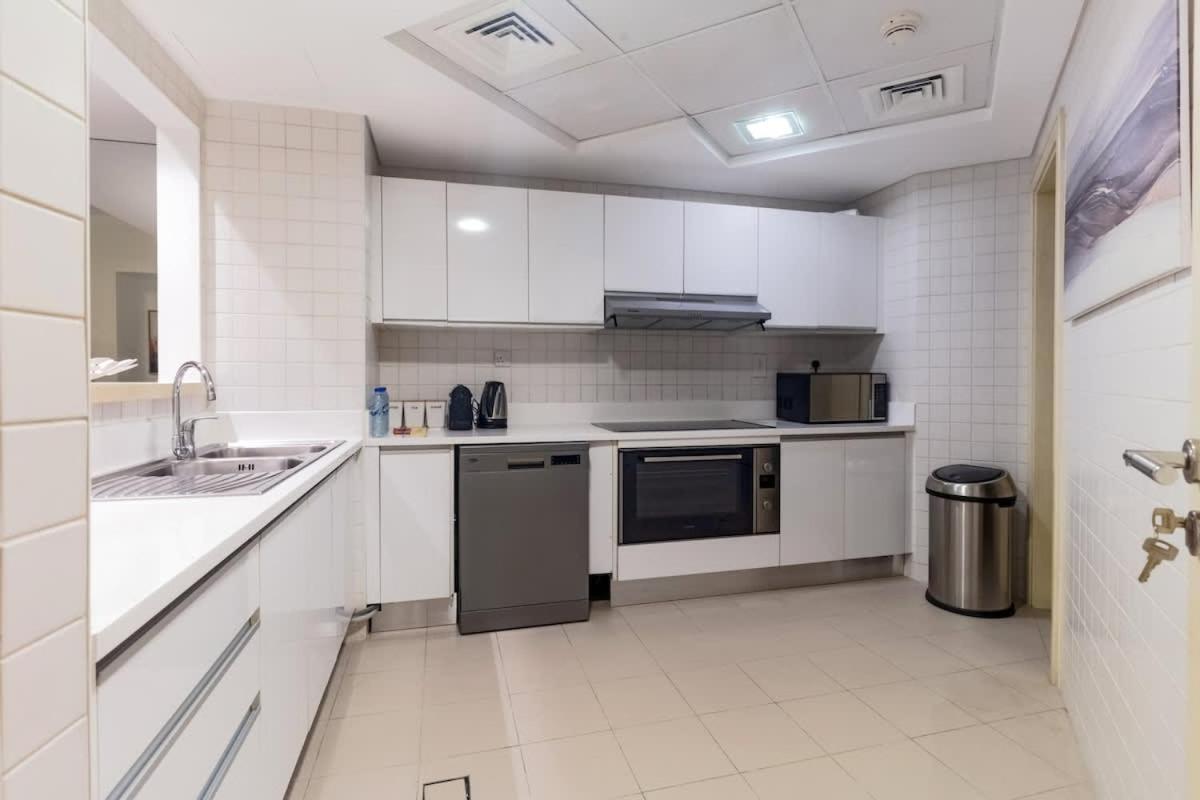 Luxury Private Access Apartment Dubai